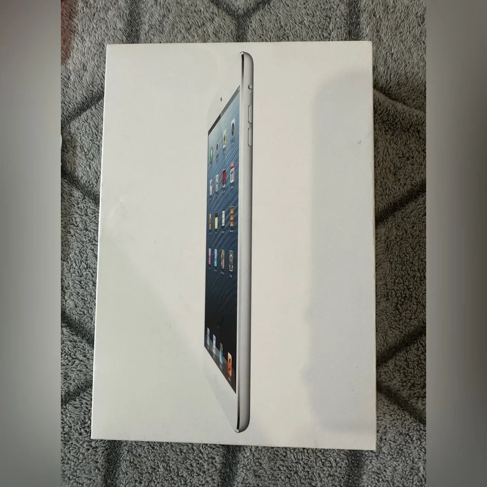 Apple IPad mini-1st generation-16 GB